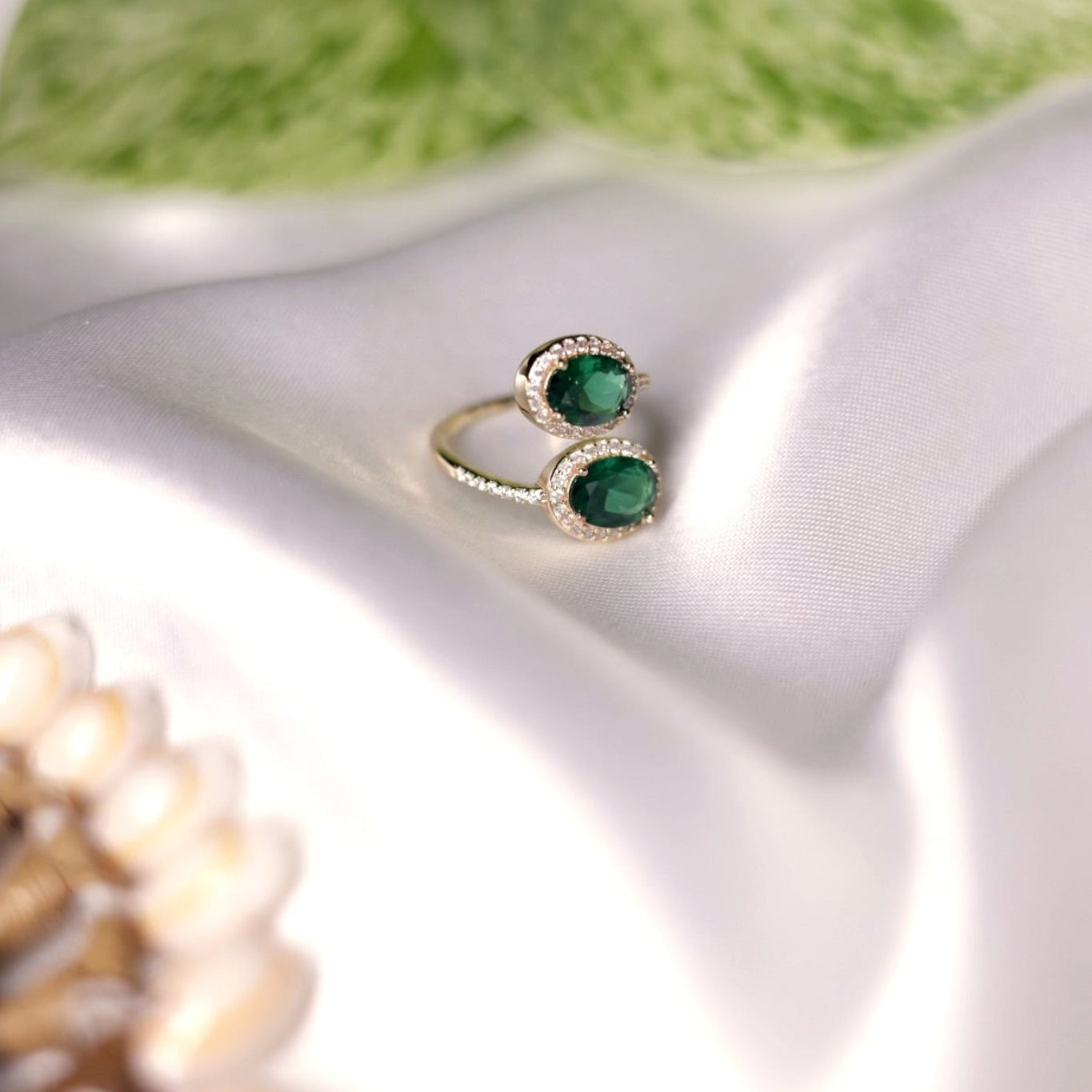 Razvera Twin Elegance Ring